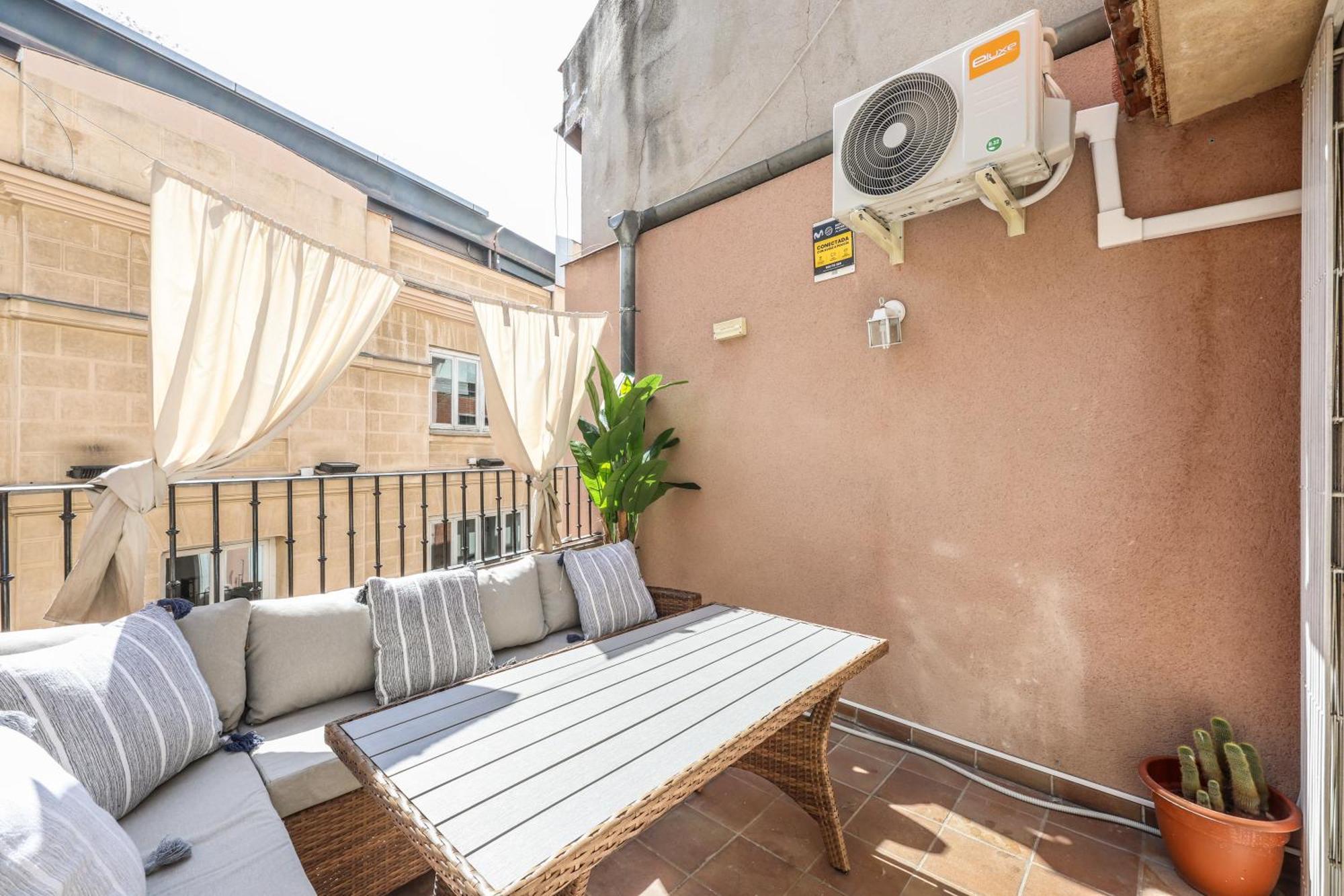Top Gran Via Houses Μαδρίτη Εξωτερικό φωτογραφία